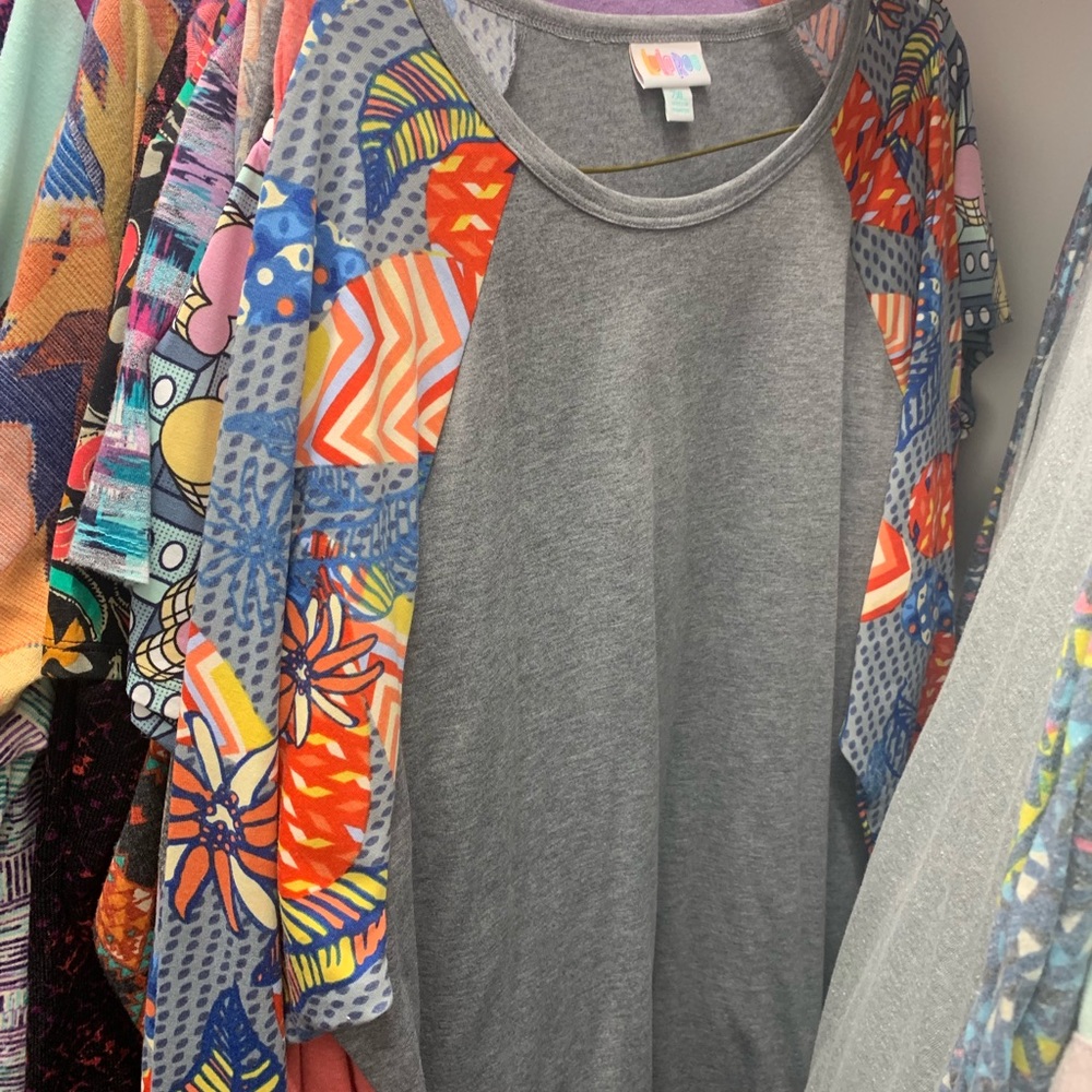 Lularoe - Picture 8 of 8